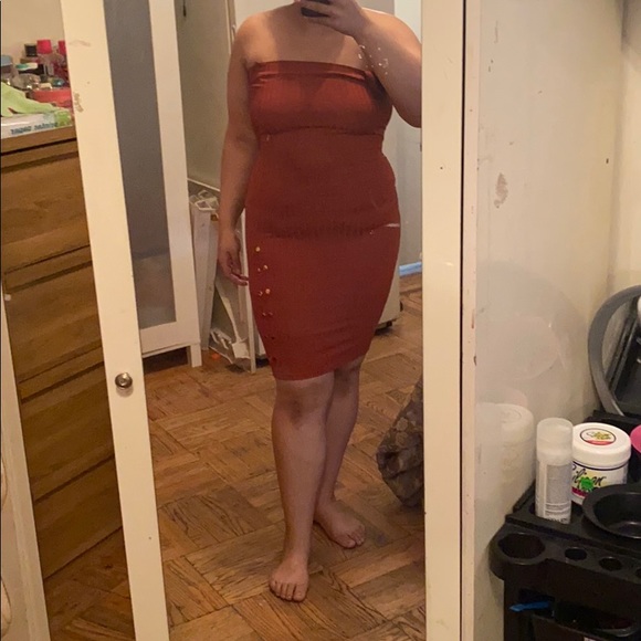 Dress - Picture 5 of 7